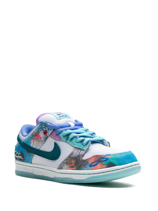 NIKE SB DUNK LOW Futura Laboratories