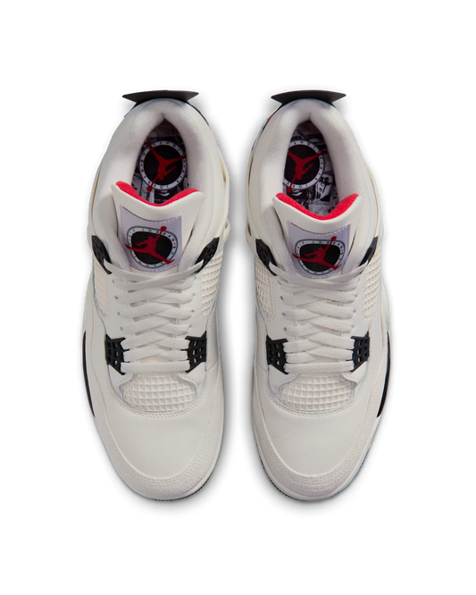 Air Jordan 4 "Flight Club"