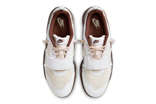 Travis Scott x Nike Zoom Field Jaxx “Light Chocolate”